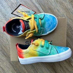 Sperry Crest Vibe Jr Rainbow, toddler girls size 5